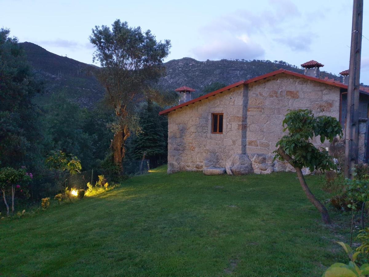 Quinta Da Casa Dos Santos - Inside Geres Pensionat Eksteriør billede