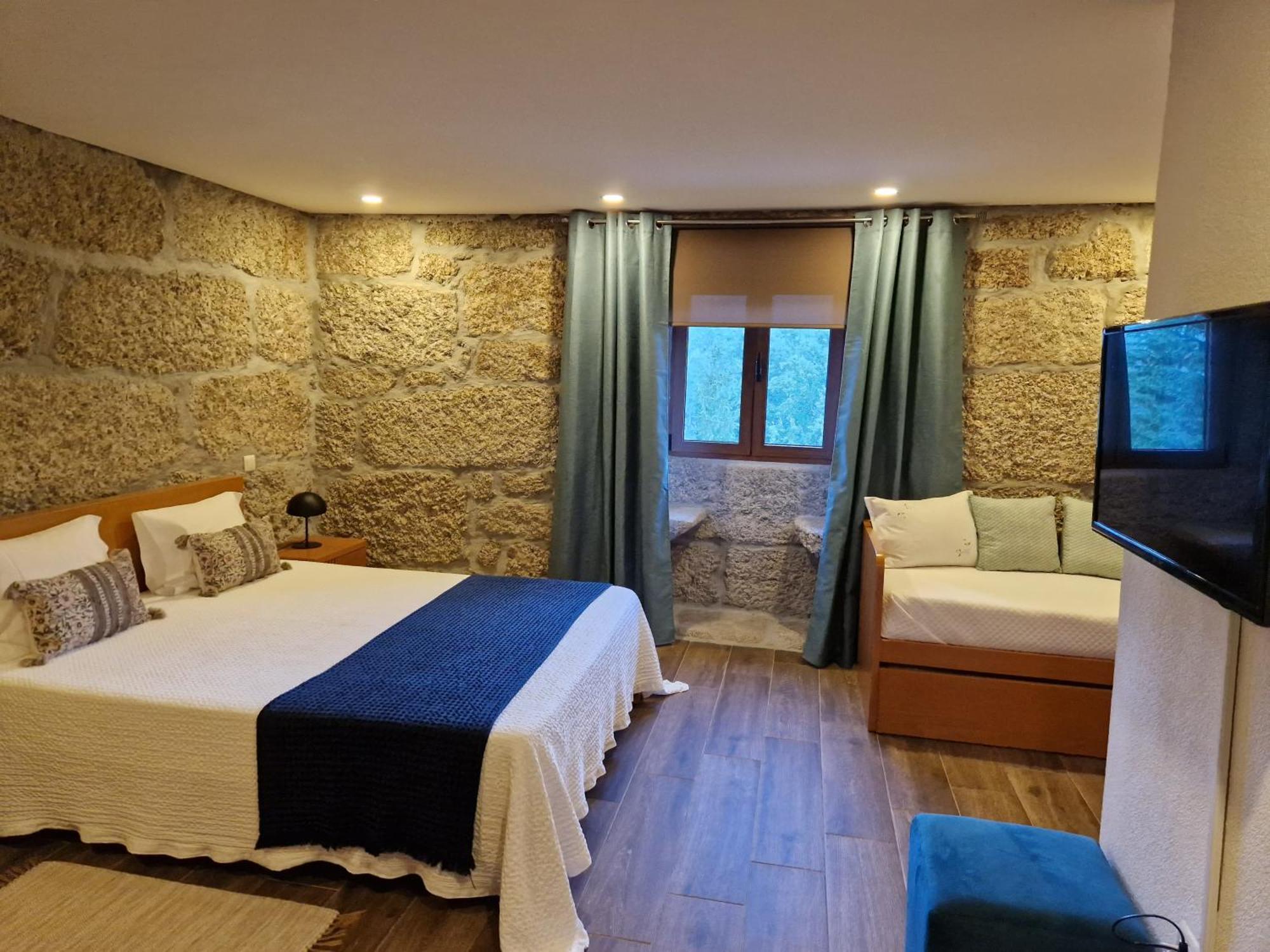 Quinta Da Casa Dos Santos - Inside Geres Pensionat Eksteriør billede