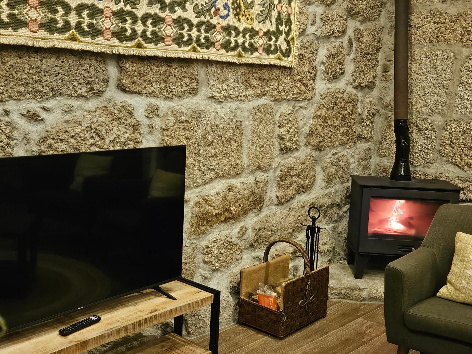Quinta Da Casa Dos Santos - Inside Geres Pensionat Eksteriør billede